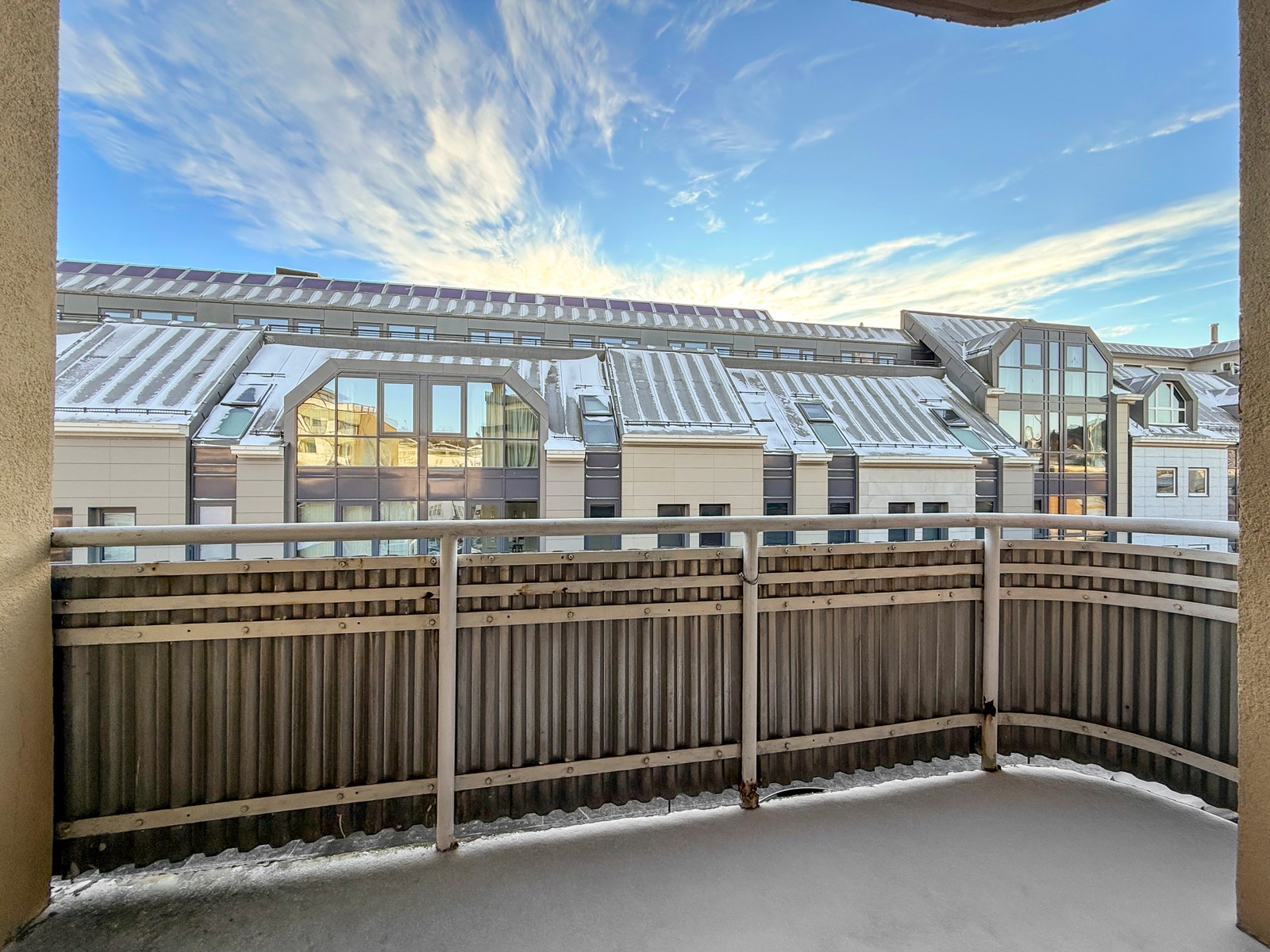 To balkonger til leiligheten. Galleribilde