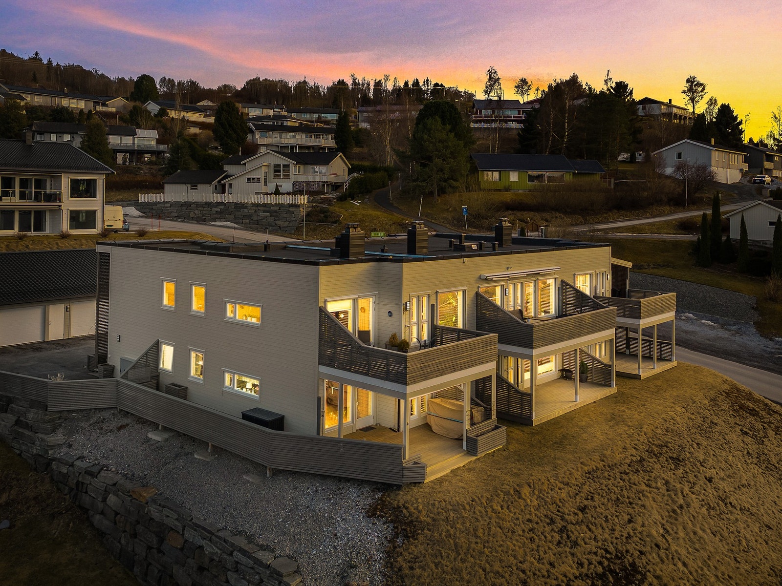 Velkommen til Bjørklivegen 34 A, presentert av Tor Morten / EiendomsMegler 1. Galleribilde