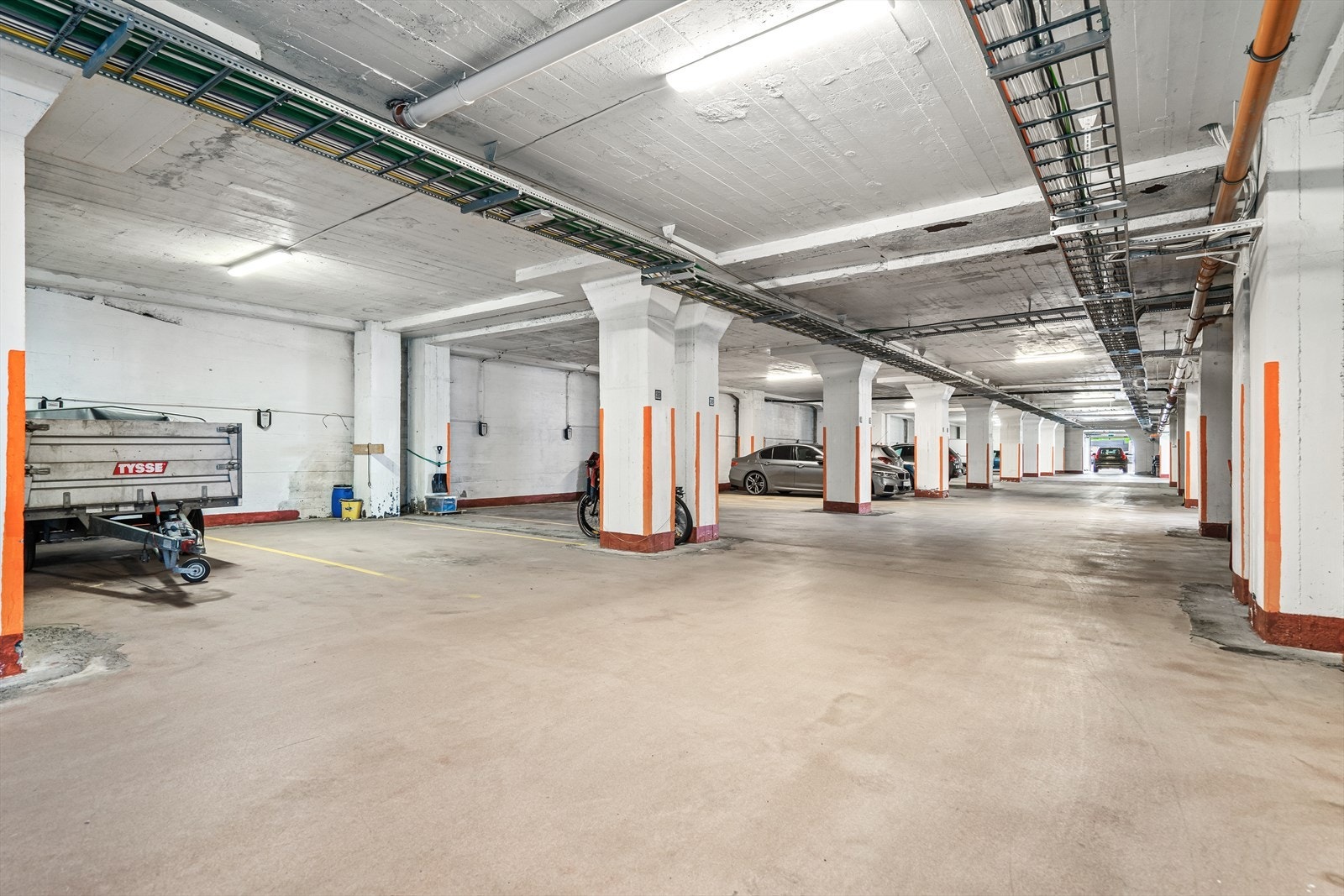 Garasje Galleribilde