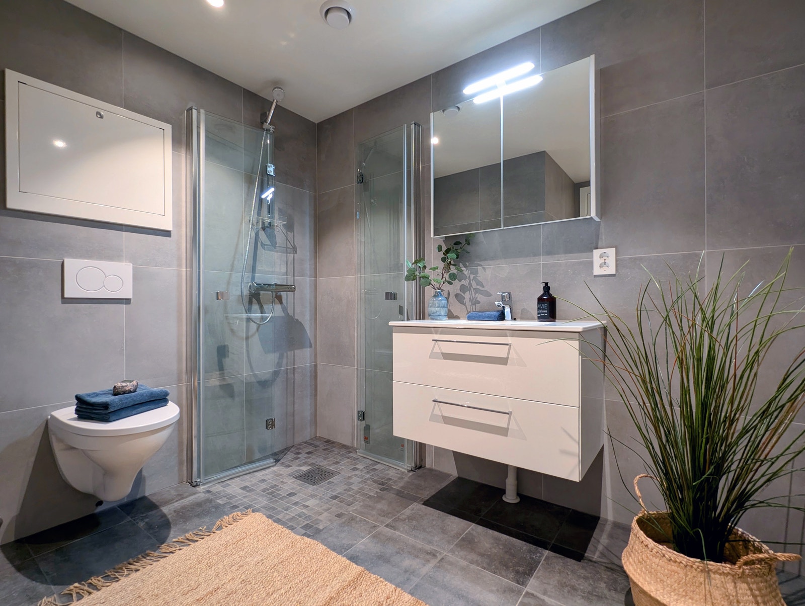 Flislagt bad. Galleribilde