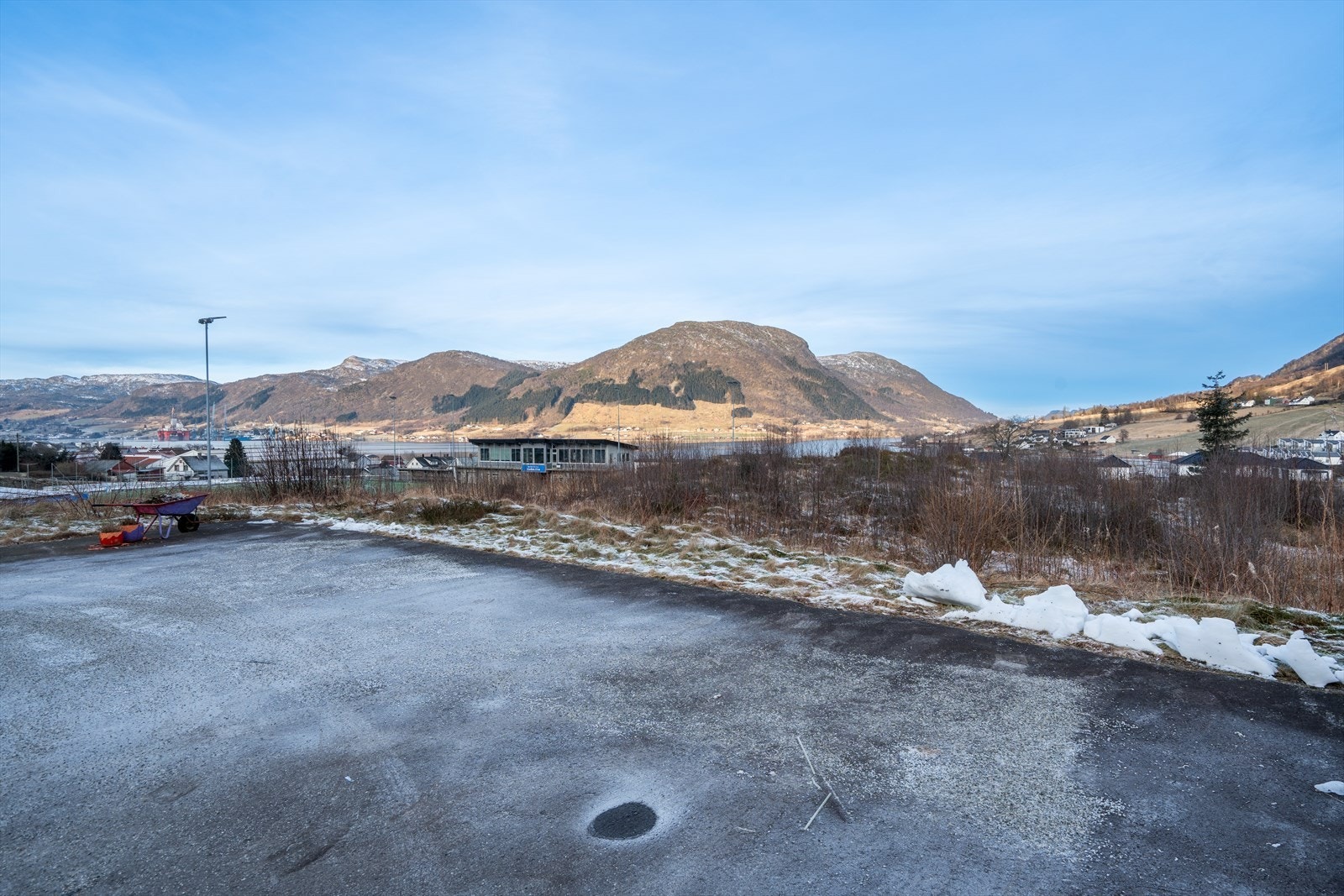 Felles parkeringsplass Galleribilde