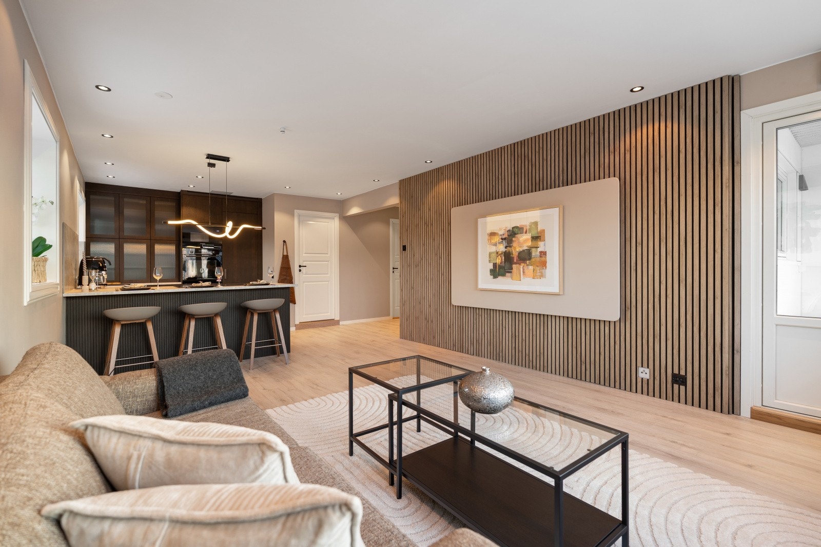 Alle overflater ble oppgradert med delikate og tidsriktige materialer. Galleribilde