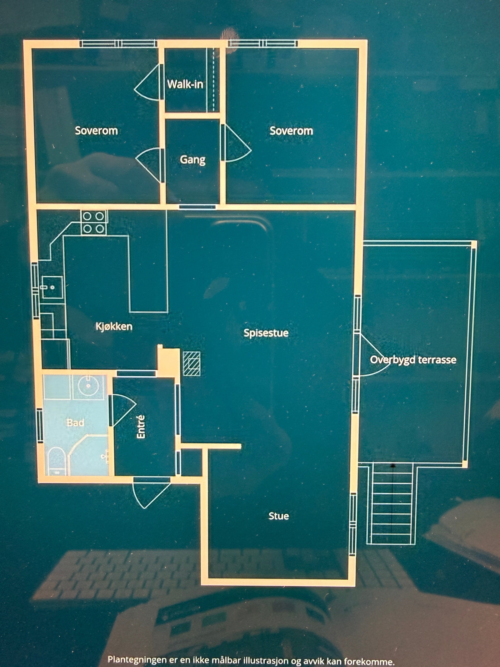 Der det står "stue" blir det 3 soverommmet, vi lager en vegg og dør ut mot spisestuen. Spisestuen er så stor at det er plass stil både spisestue og stue med salong. Galleribilde
