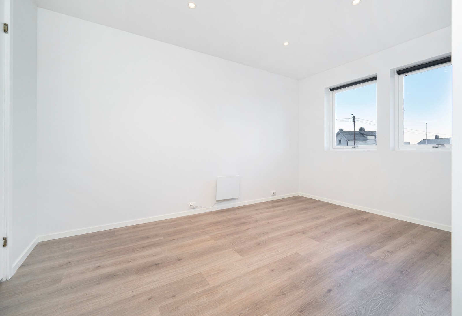 Her har du god plass til dobbeltseng med tilhørende møblement. Galleribilde