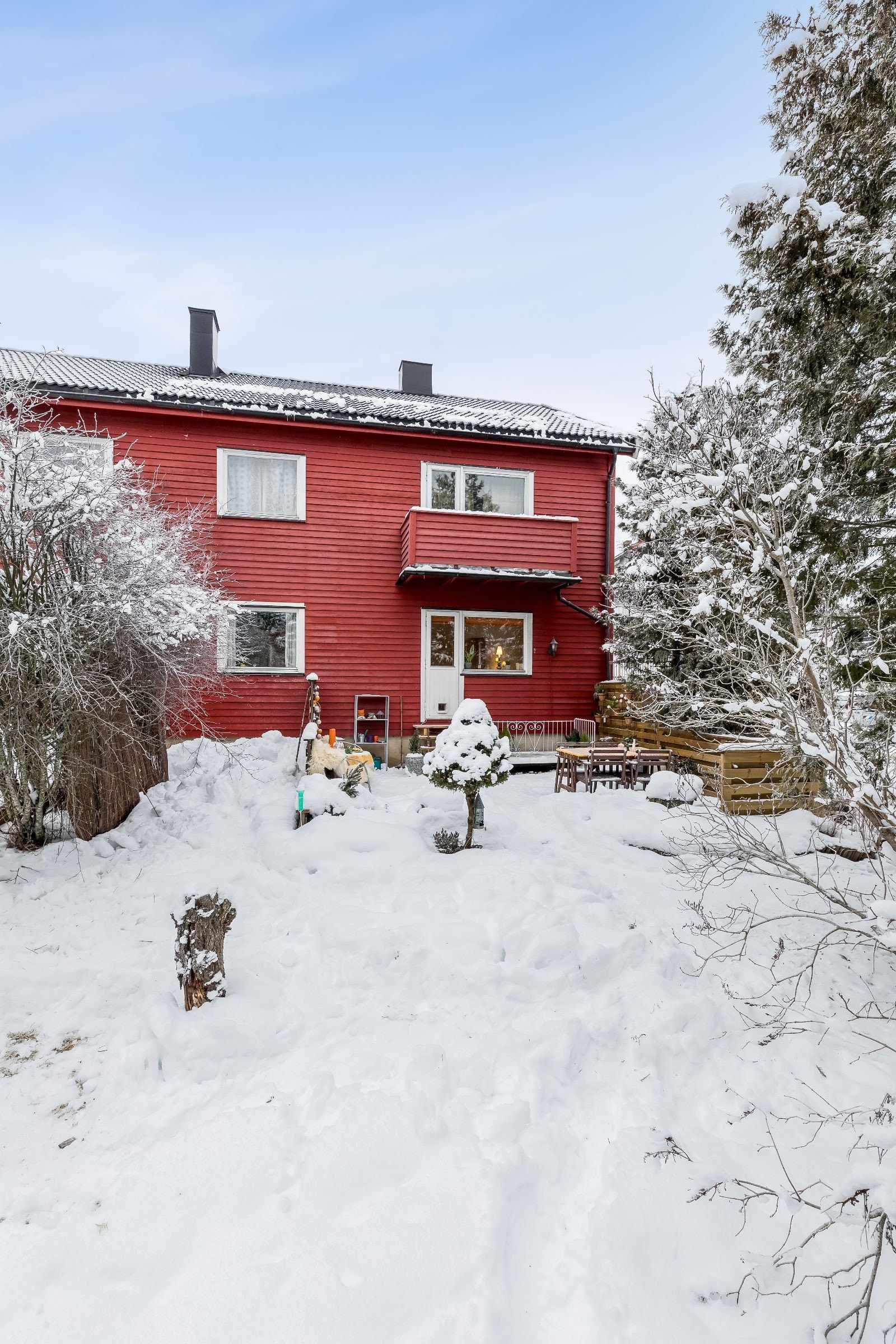 Fasade. Interessert i denne boligen? Send meg en henvendelse via annonsen med litt info. Galleribilde