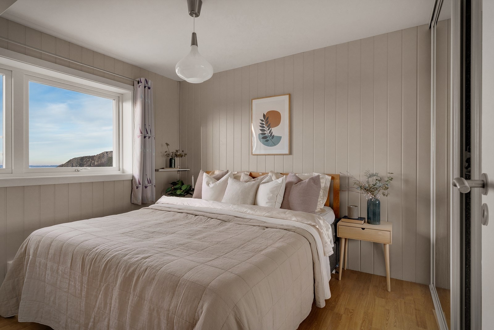 - Hovedsoverommet måler 9,9 m² - Galleribilde