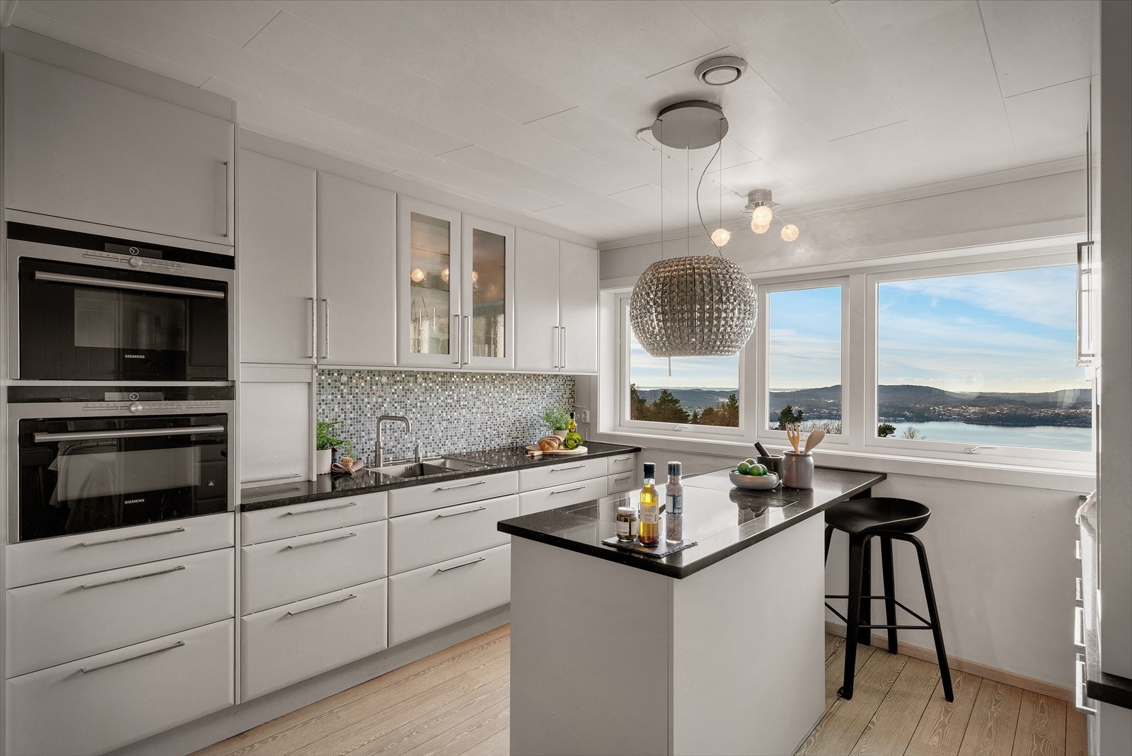 - Tidløs kjøkkeninnredning fra kvalitetsleverandøren Sigdal - Galleribilde