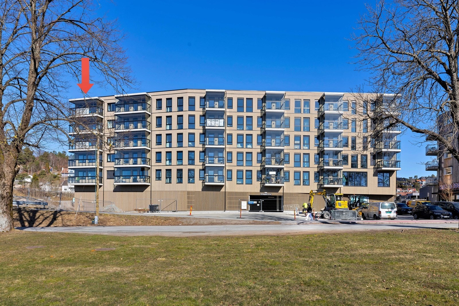 Leiligheten er plassert helt øverst på byggets "solhjørne". Galleribilde