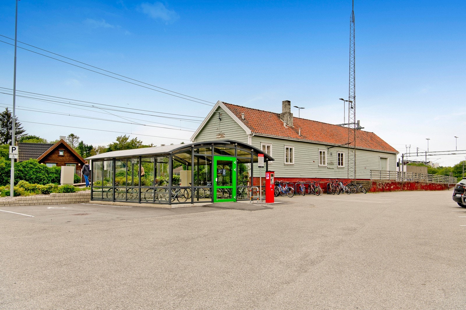 Gangavstand til Ganddal togstasjon gir enkel pendlerhverdag Galleribilde