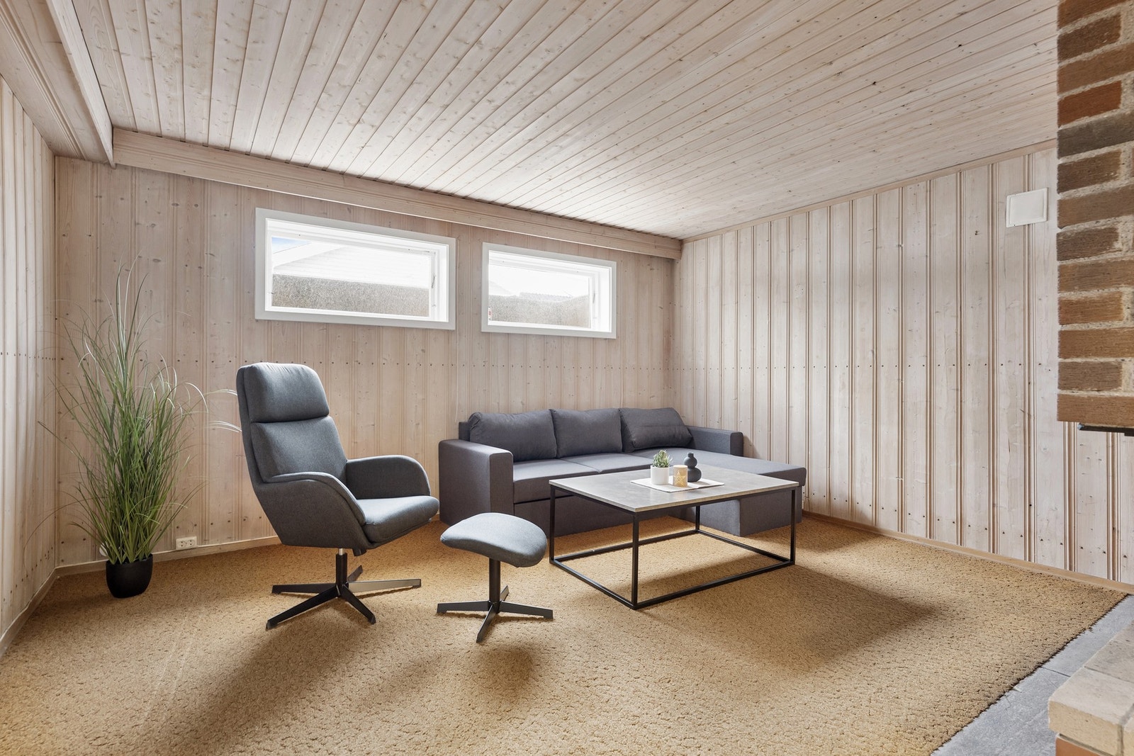 Egner seg godt som TV-stue, ungdomsavdeling eller hobbyrom. Galleribilde