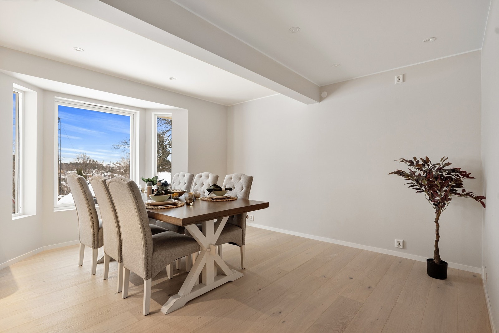 Her er det god plass til middagsgjester, både venner og familie. Galleribilde