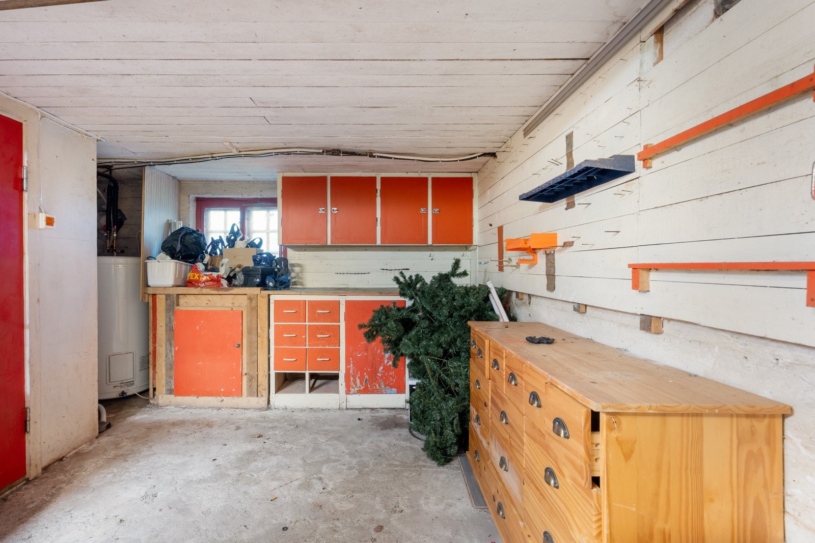 Mye god lagringsplass i kjeller. Galleribilde