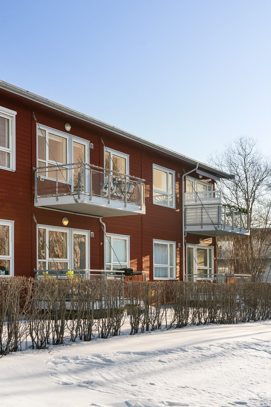 Velkommen til en hyggelig visningsopplevelse! Ta kontakt med megler (m: 906 56 880) dersom oppsatt tidspunkt ikke passer. Galleribilde