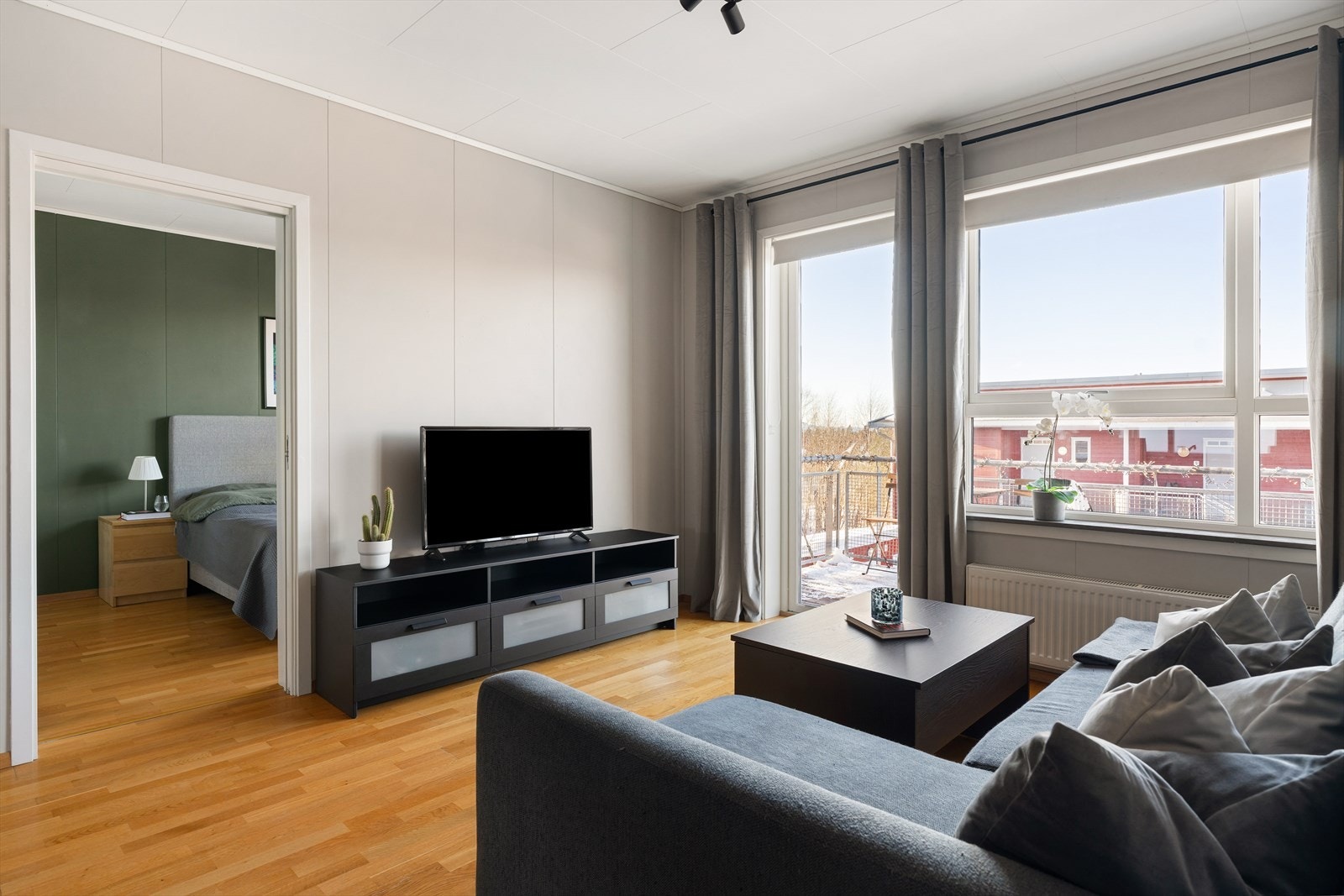 Her bor man i rolige omgivelser i et veldrevet borettslag etablert i 2007. Galleribilde