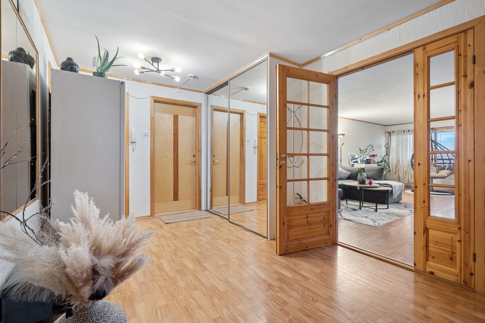 Romslig gang Galleribilde