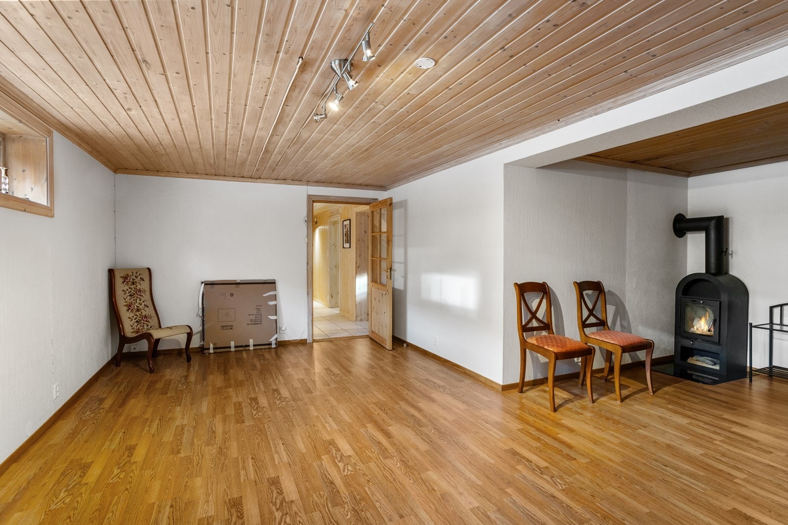 Kjellerstue Galleribilde