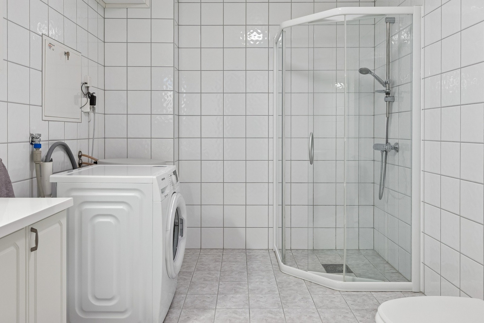 Badet har varme i gulvet Galleribilde