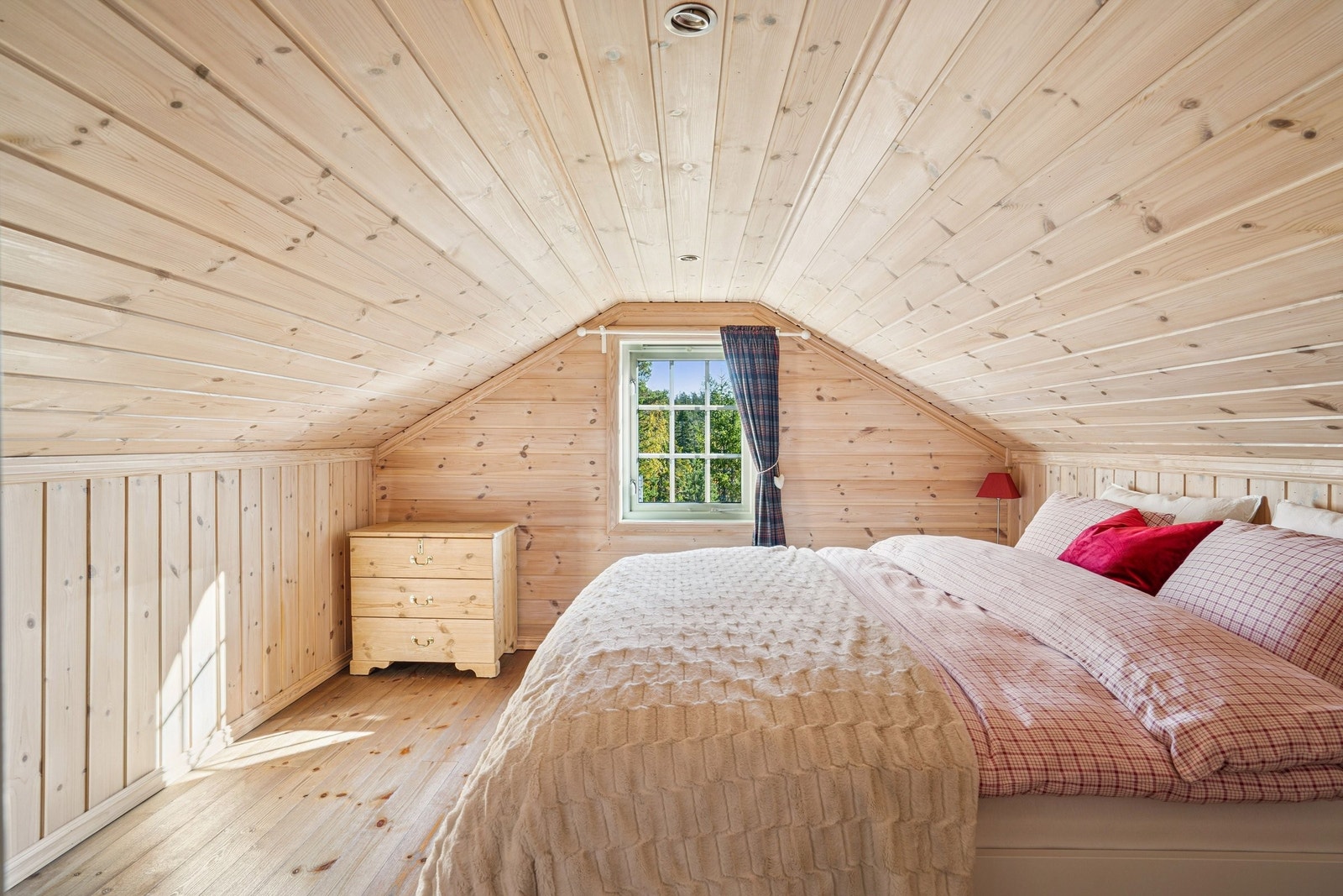 Soverom 1 på hems. Galleribilde