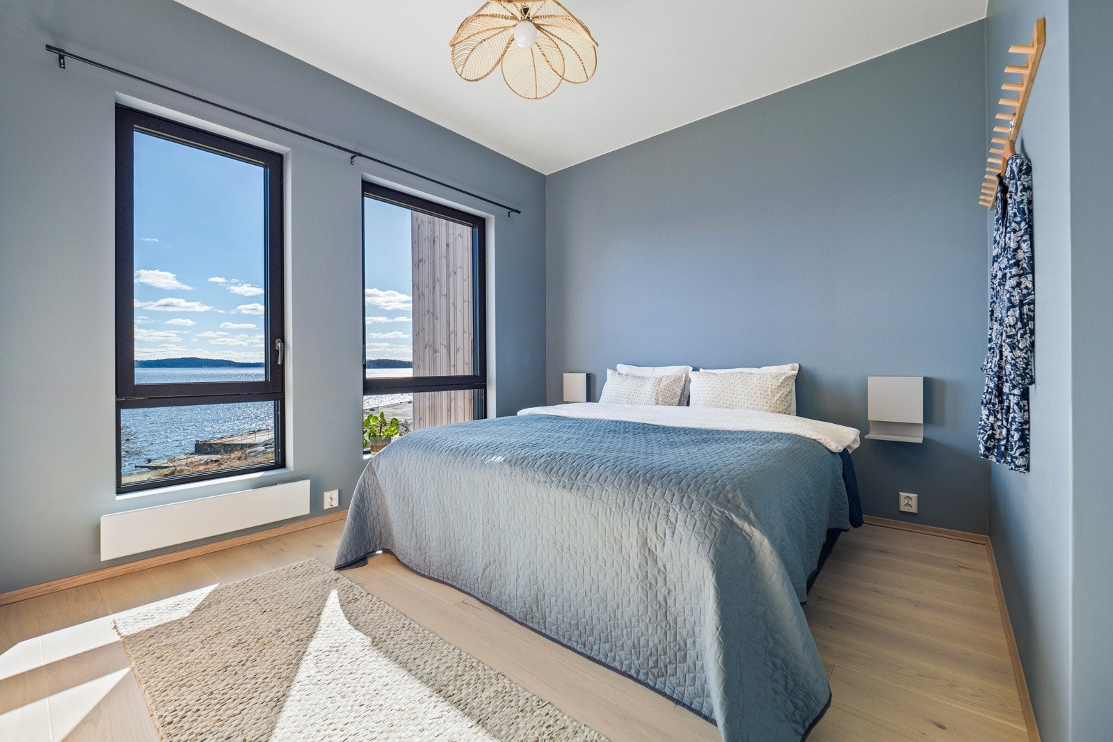 Soverom 1 med nydelig utsikt Galleribilde