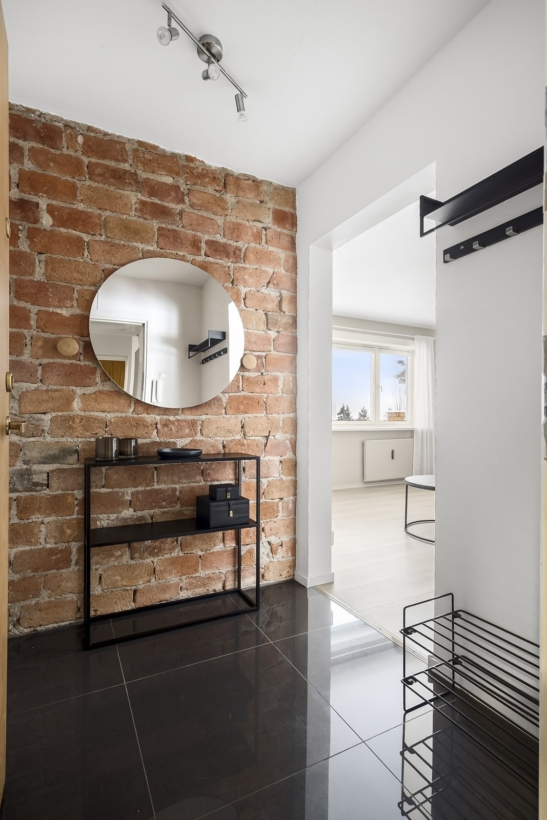 Velkommen inn! Foto: Martine Eren Jacobsen Galleribilde