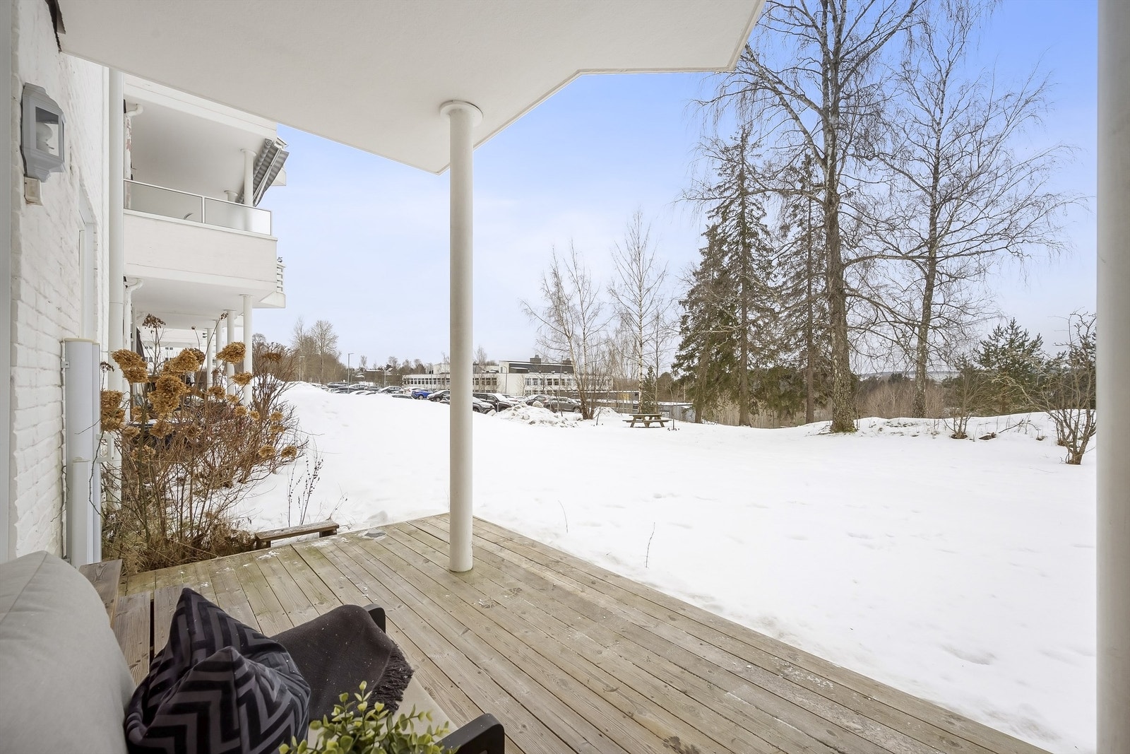 Boligen ligger flott til på Oppsal, uten Gjenboere med og fine fellesarealer like utenfor. Foto: Martine Eren Jacobsen Galleribilde