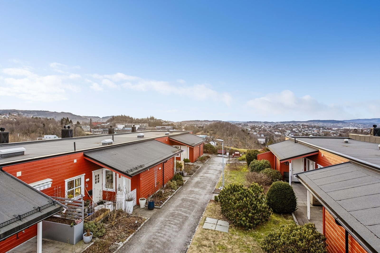 Av andre beboere blir atmosfæren beskrevet som rolig og behagelig. Et godt sted. Galleribilde