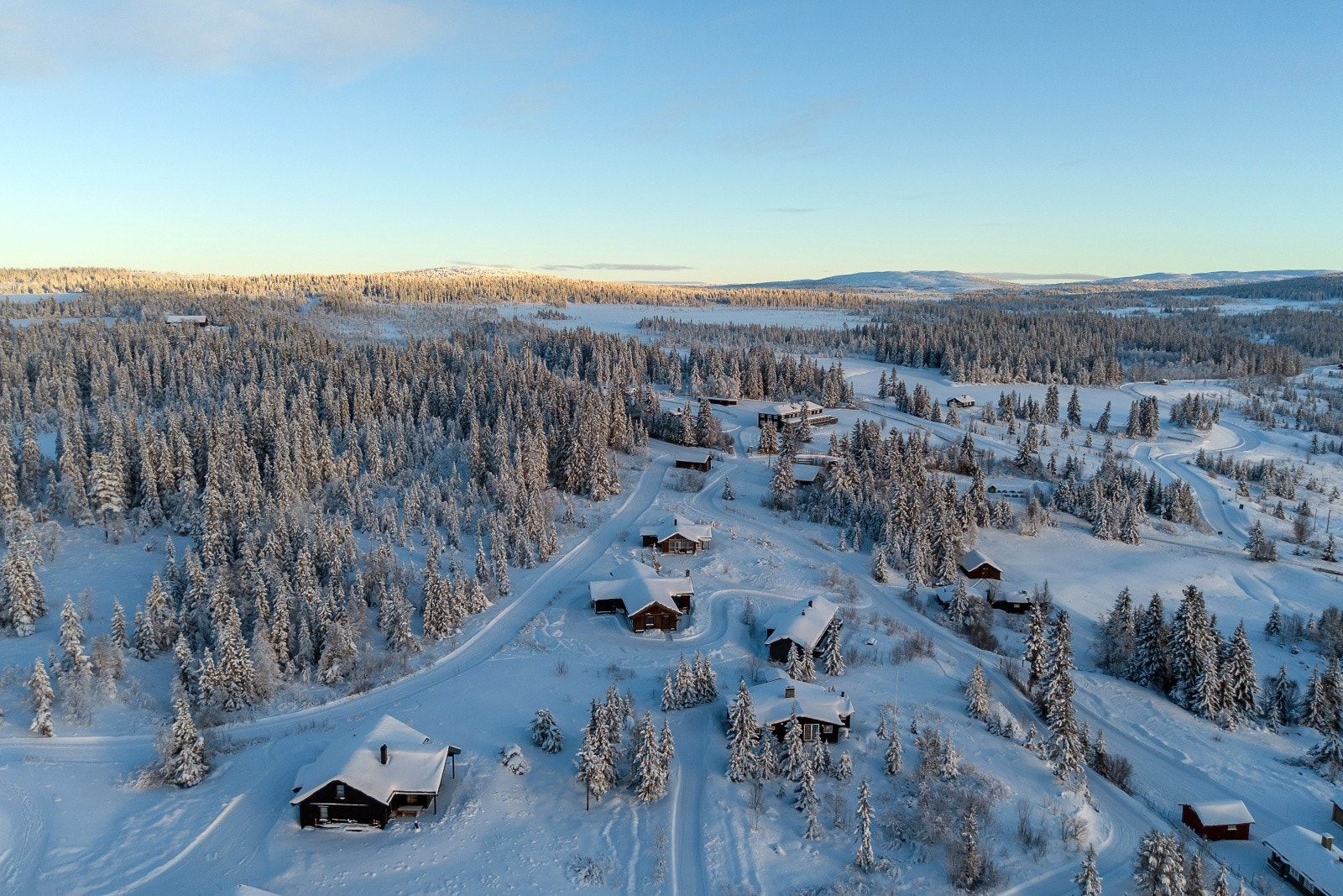 Fra hytta kan du gå i preparerte løyper både til Hafjell, Sjusjøen, Nordseter og mot Lillehammer dersom du skulle ønske det. Galleribilde