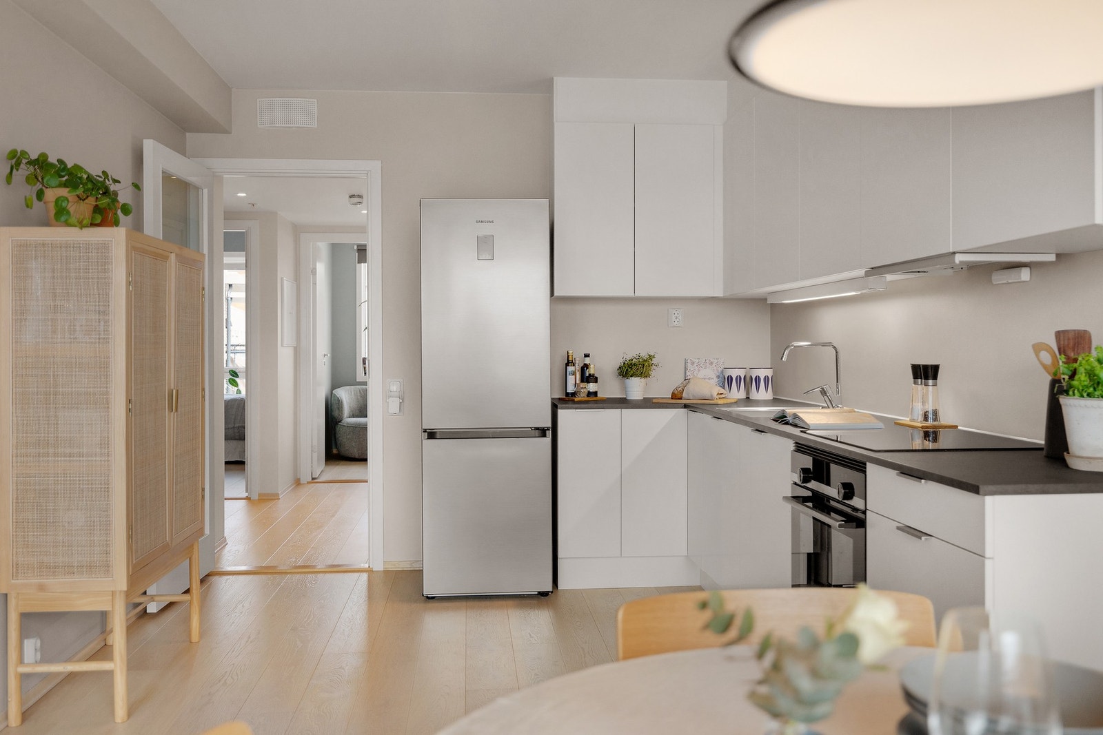 Det er balansert ventilasjon med varmegjennvinning Galleribilde