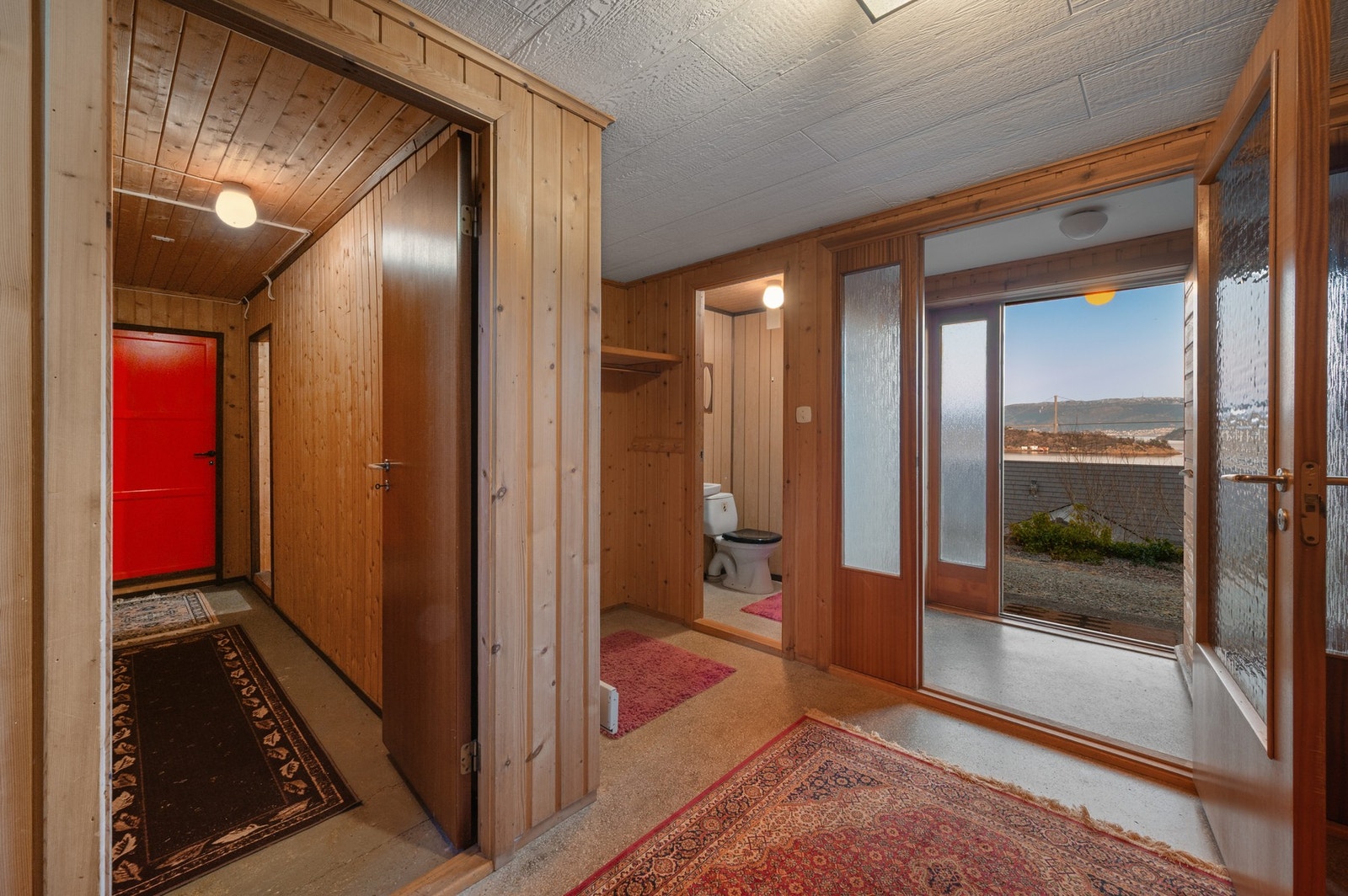 Herfra har til tilgang til et toalett på 1,6 m². Galleribilde