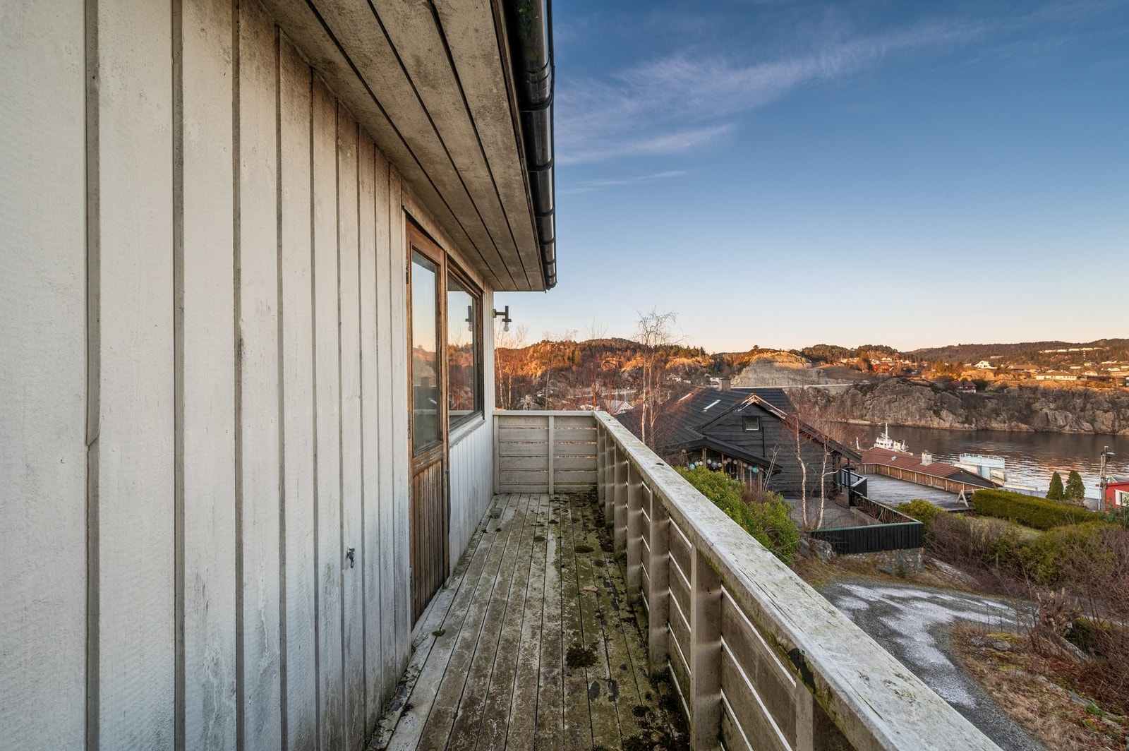 Perfekt for å nyte morgenkaffen i rolige omgivelser. Galleribilde