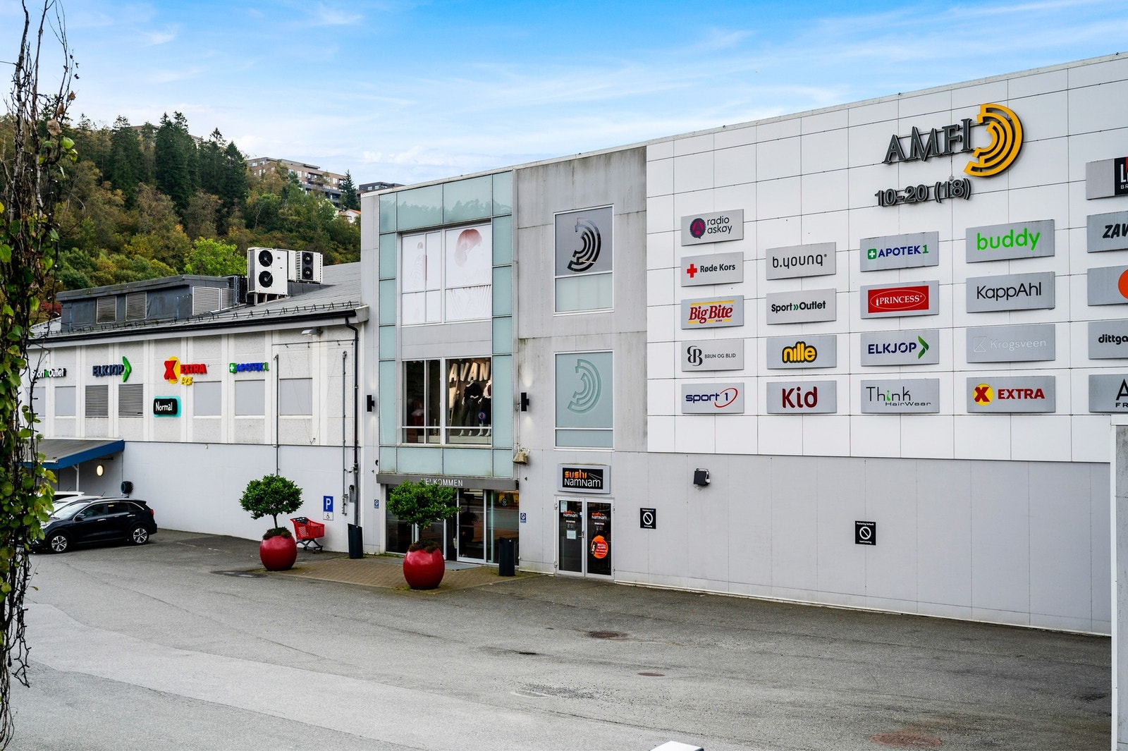 For et bedre servicetilbud er det kort vei til både Kleppestø- og Askøy senter. Galleribilde