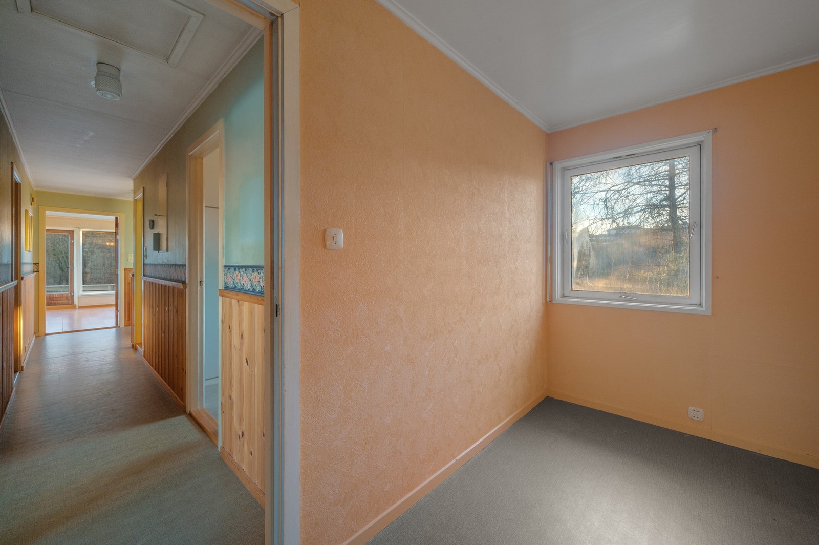 Rommene måler henholdsvis 6,6 m², 6,6 m² og 11,6 m². Galleribilde