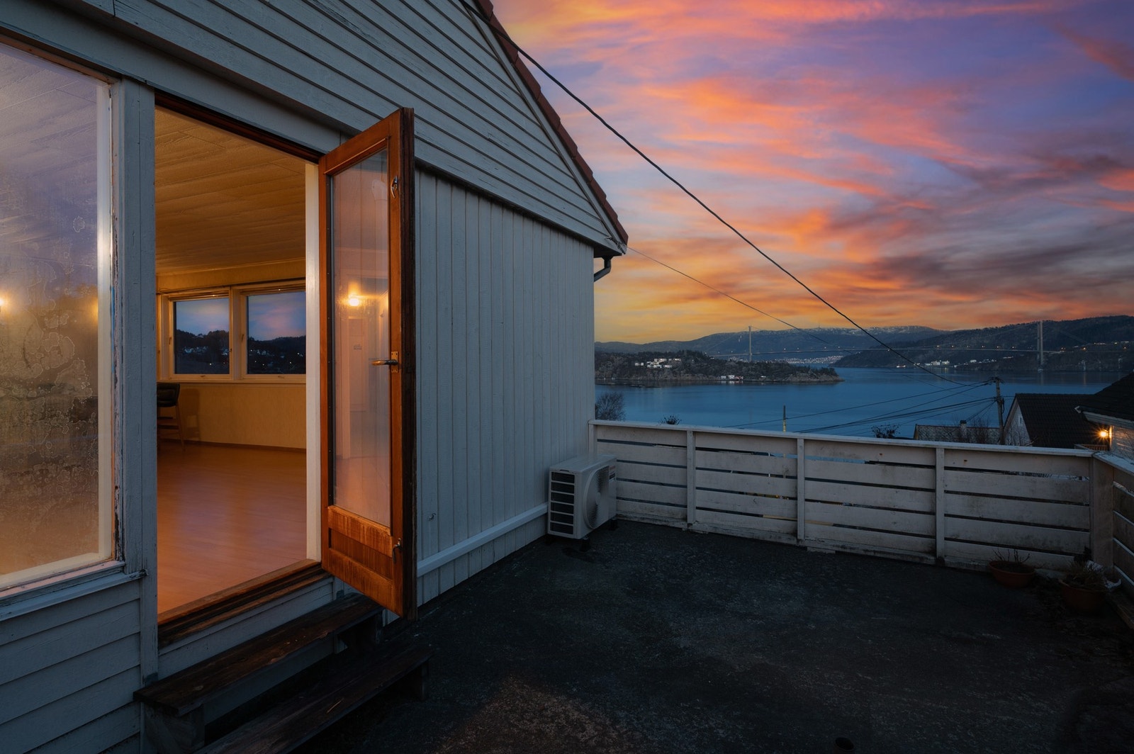 Bergby &Partners v/ Torbjørn Folgerø og Daniel Midttveit har gleden av å presentere Søre Marikoven 45. Galleribilde