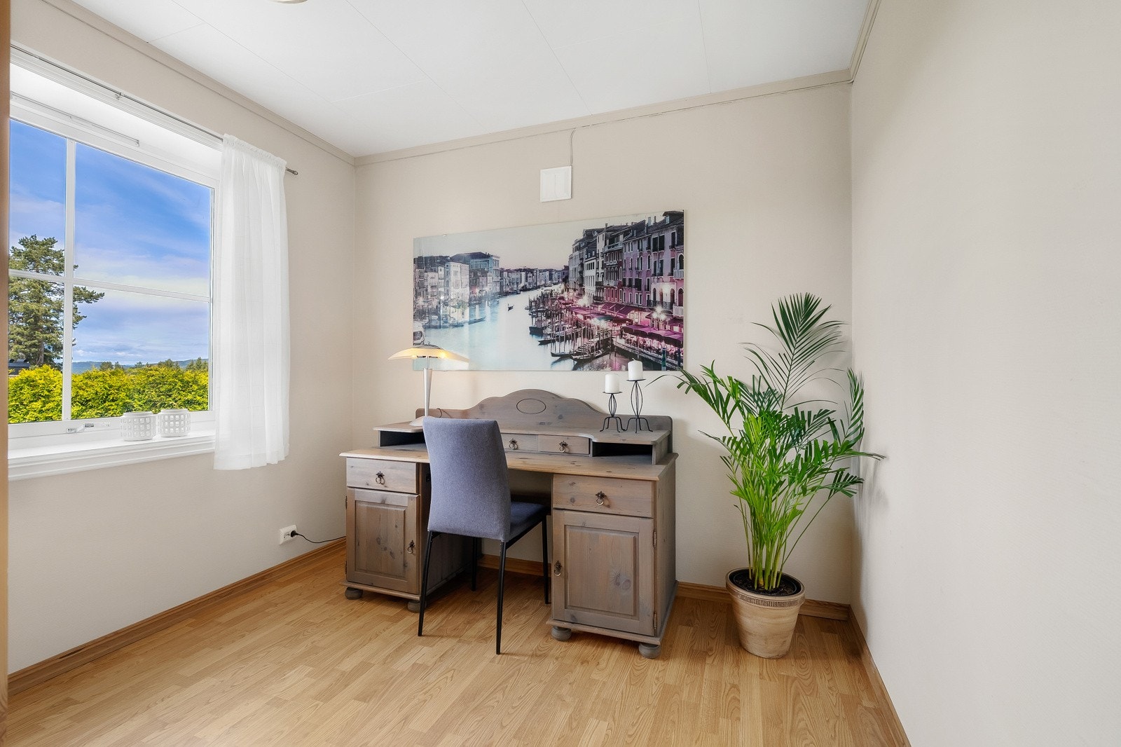 Soverom nr 7. Galleribilde