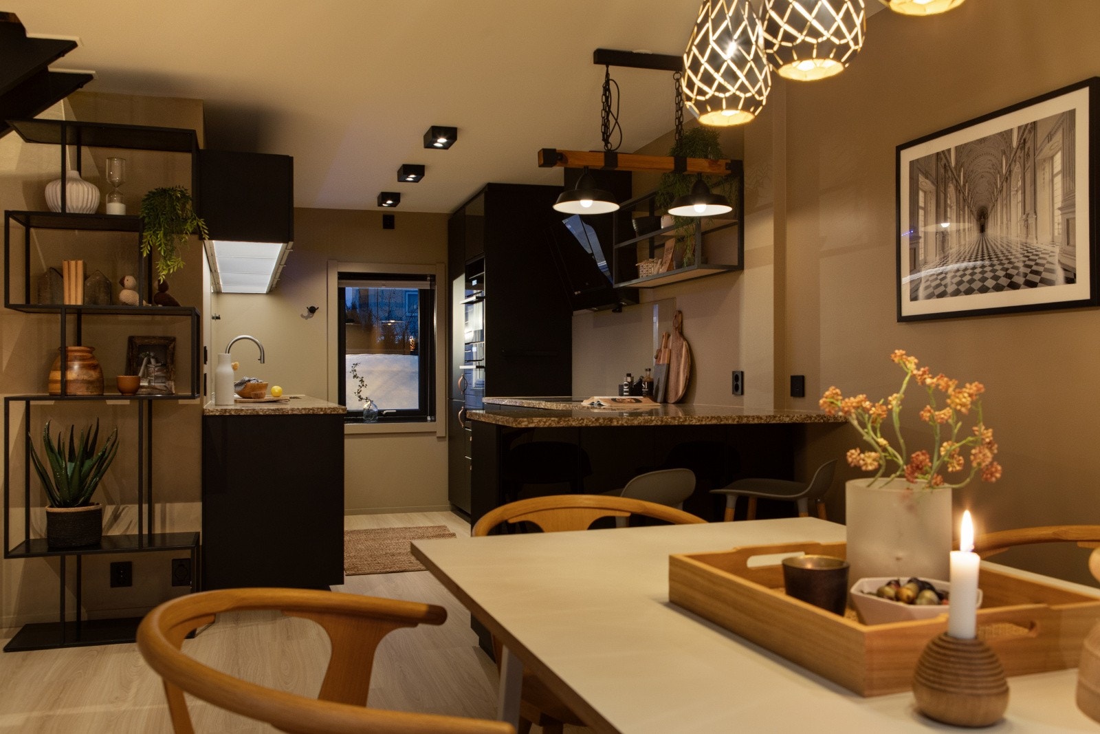 Kveldsstemning. Galleribilde