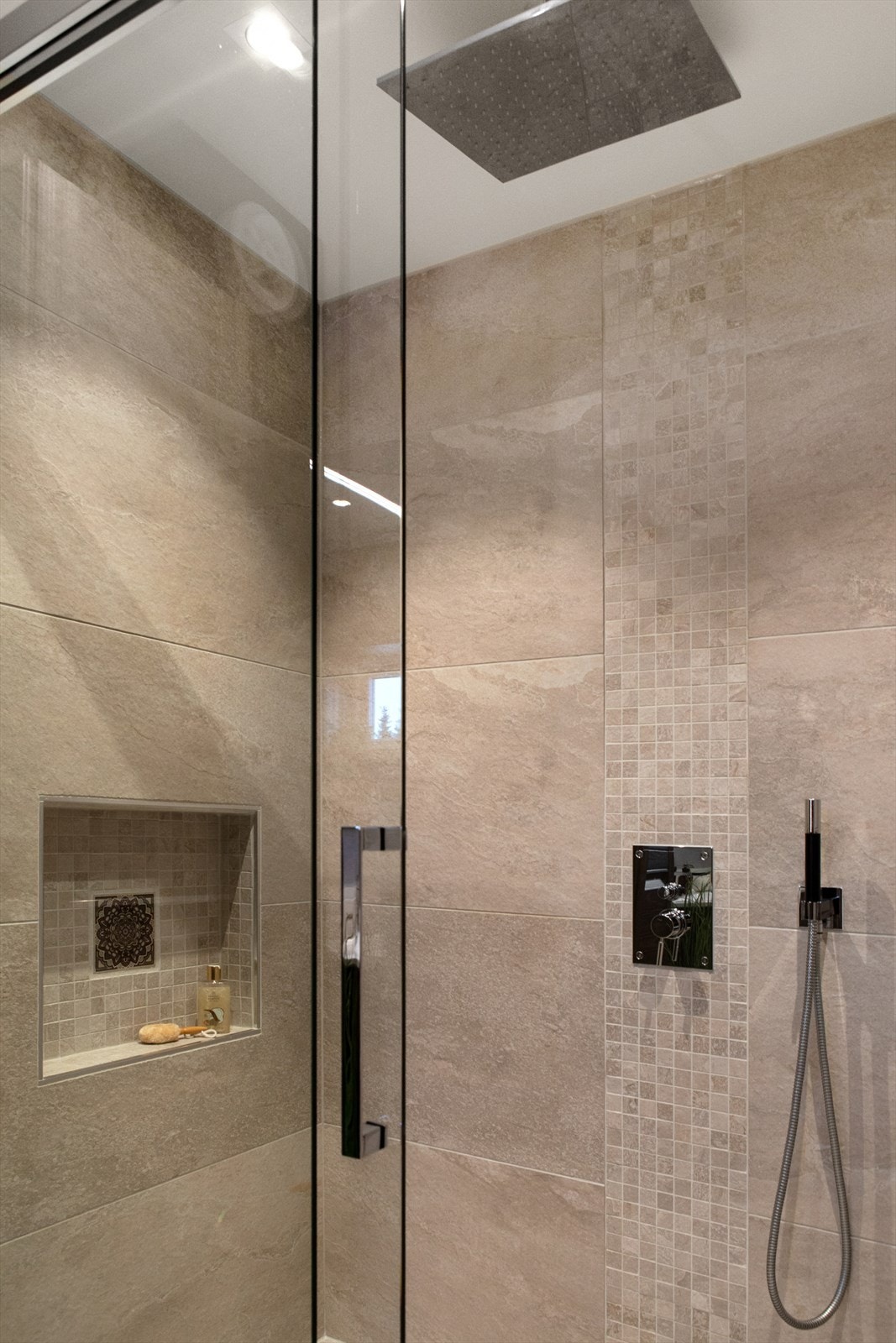 Badet har mange flotte detaljer. Galleribilde