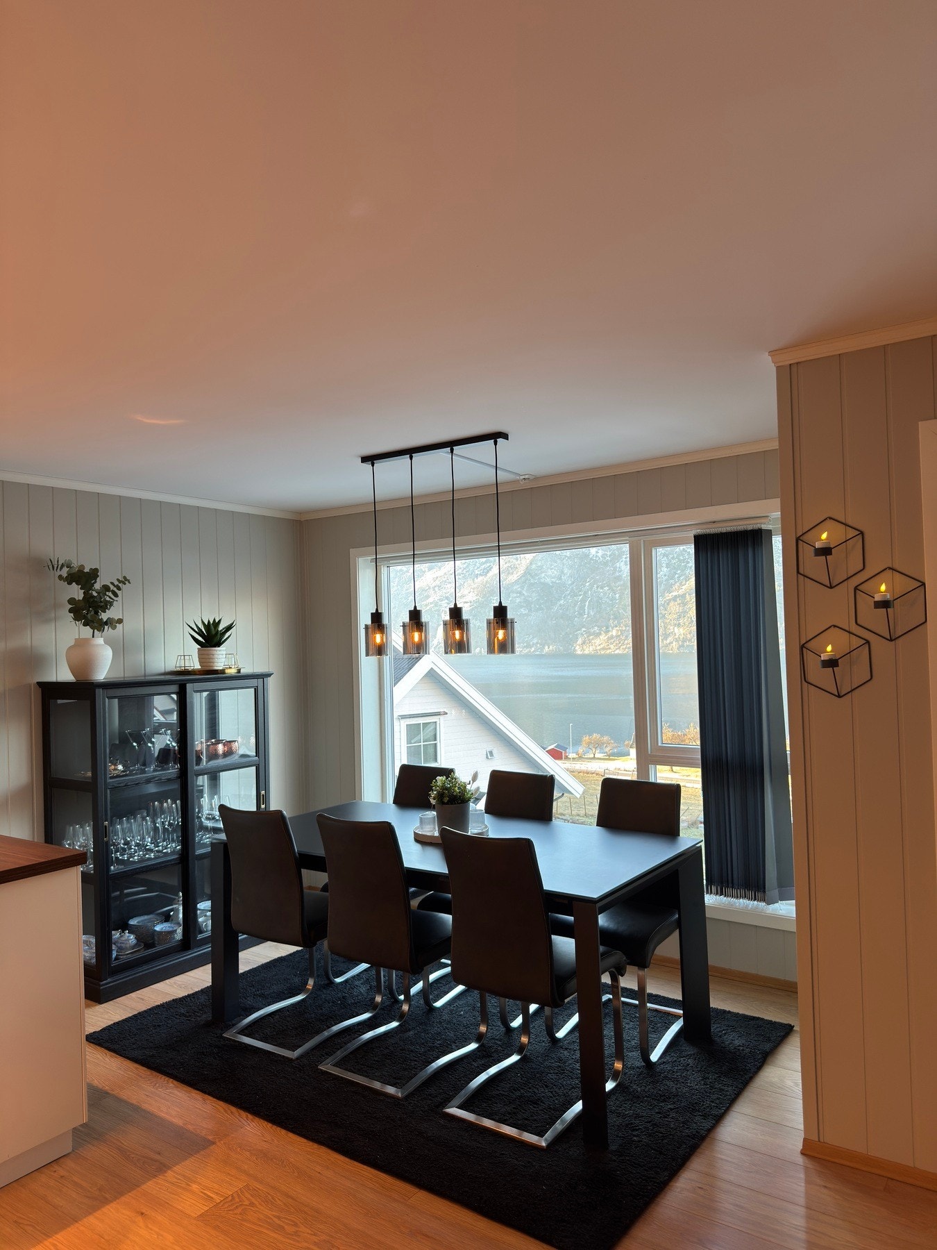 Spisestuen Galleribilde