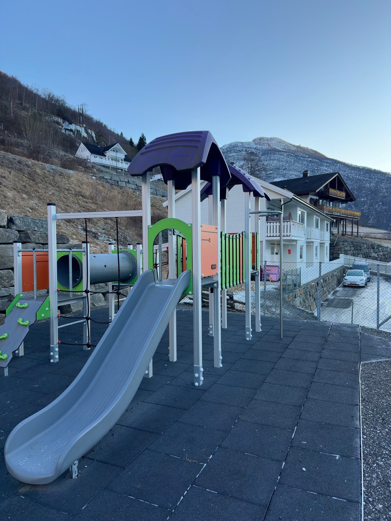 Lekeplass rett ved eiendommen Galleribilde