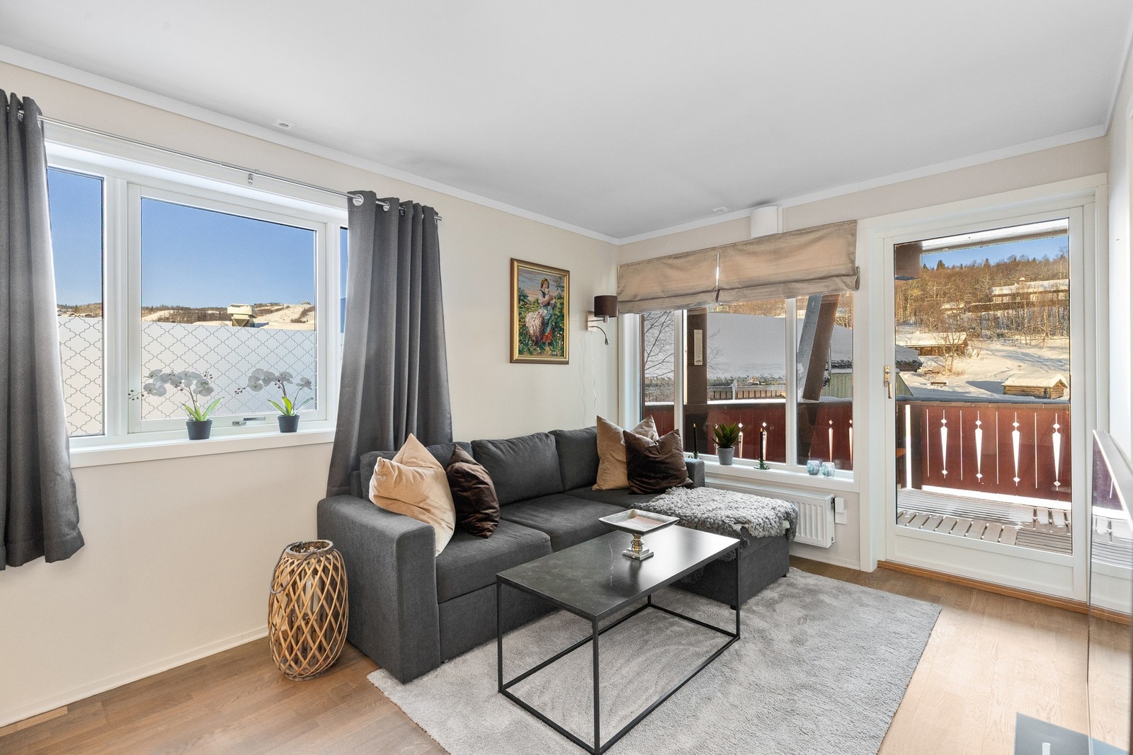 Eiendomsmegler Ida Follinglo presenterer denne leiligheten på Stølstunet Galleribilde