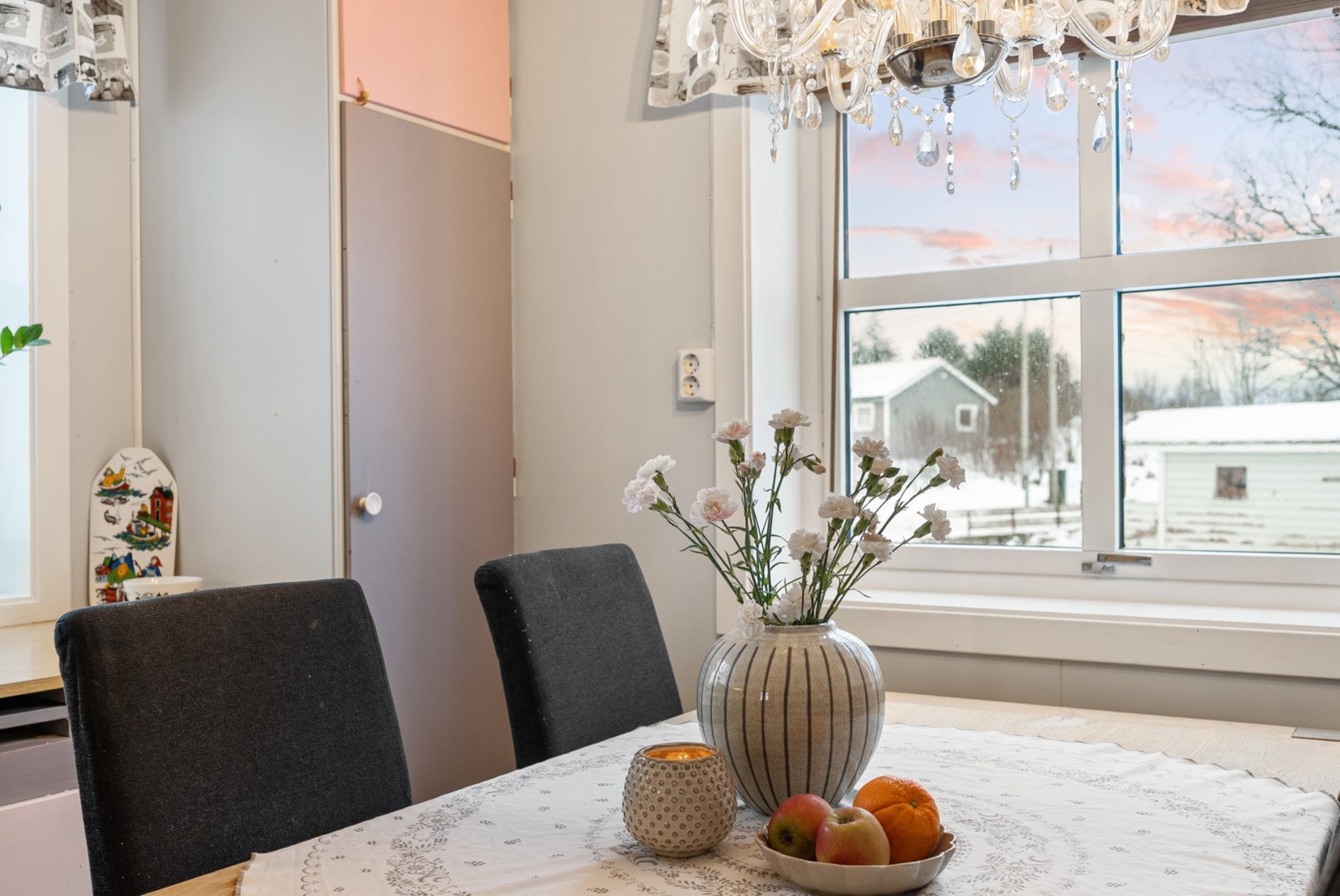 Her er det også god plass til en spisegruppe. Galleribilde