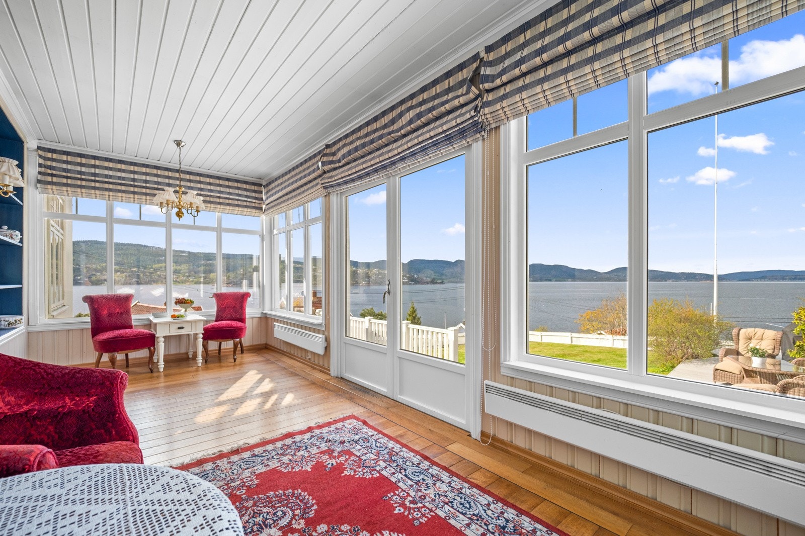 Velkommen inn i ditt nye hjem eller ferieparadis! Galleribilde