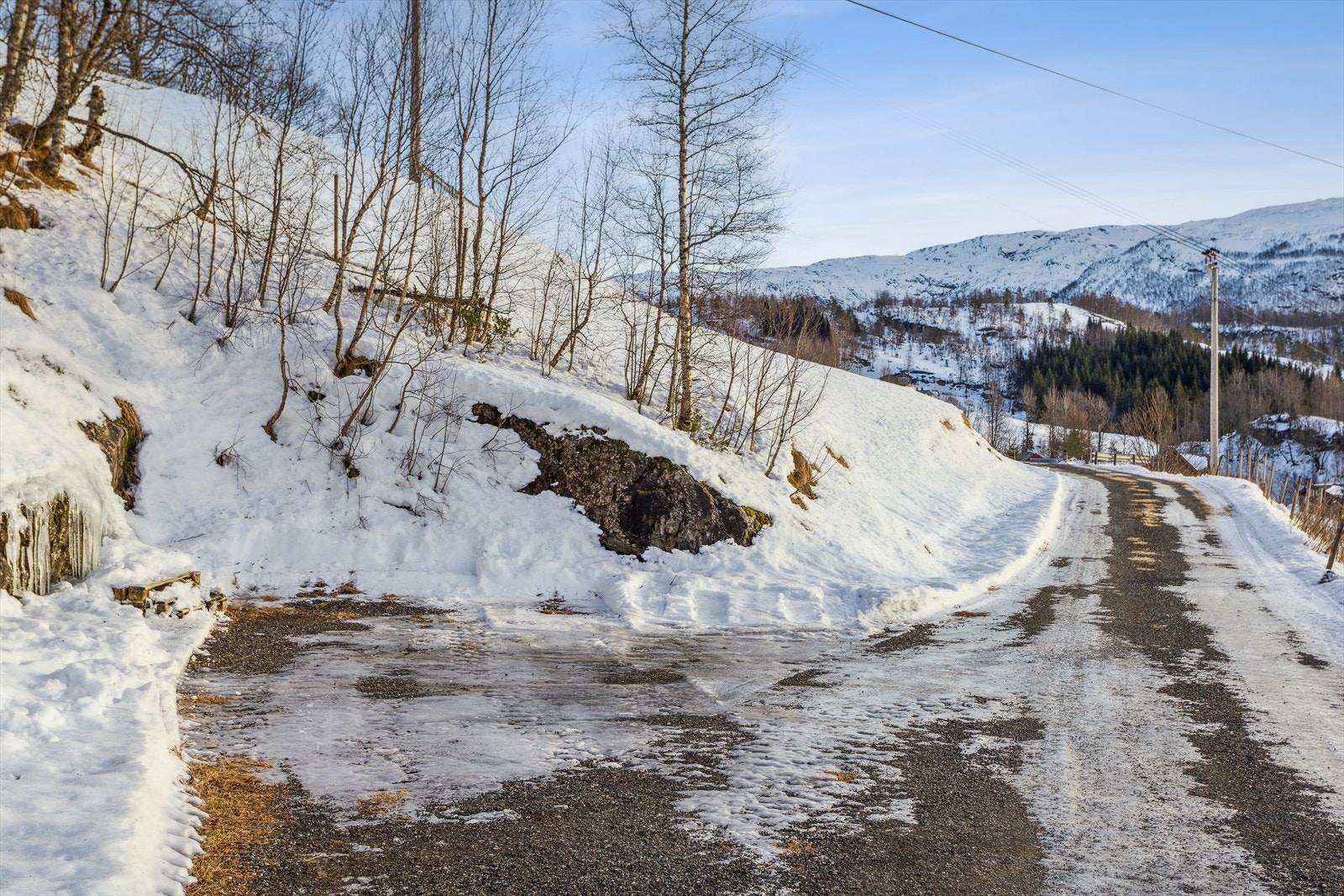 - Biloppstillingsplass til 3 eller 4 biler - Galleribilde