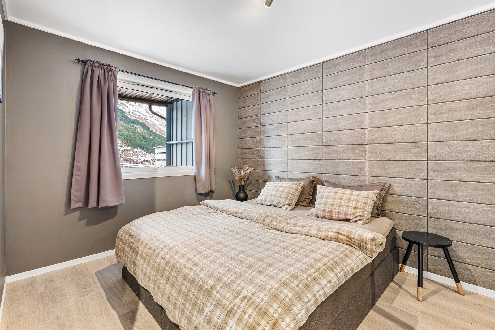 - Soverommet måler hele 11m² - Galleribilde