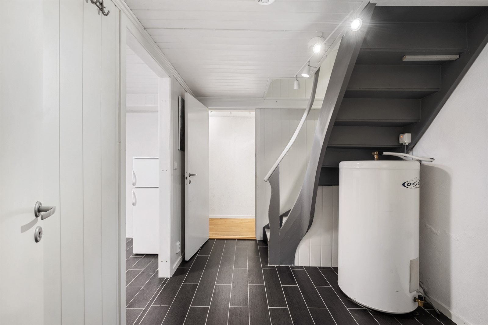 Rom i kjelleren. Galleribilde