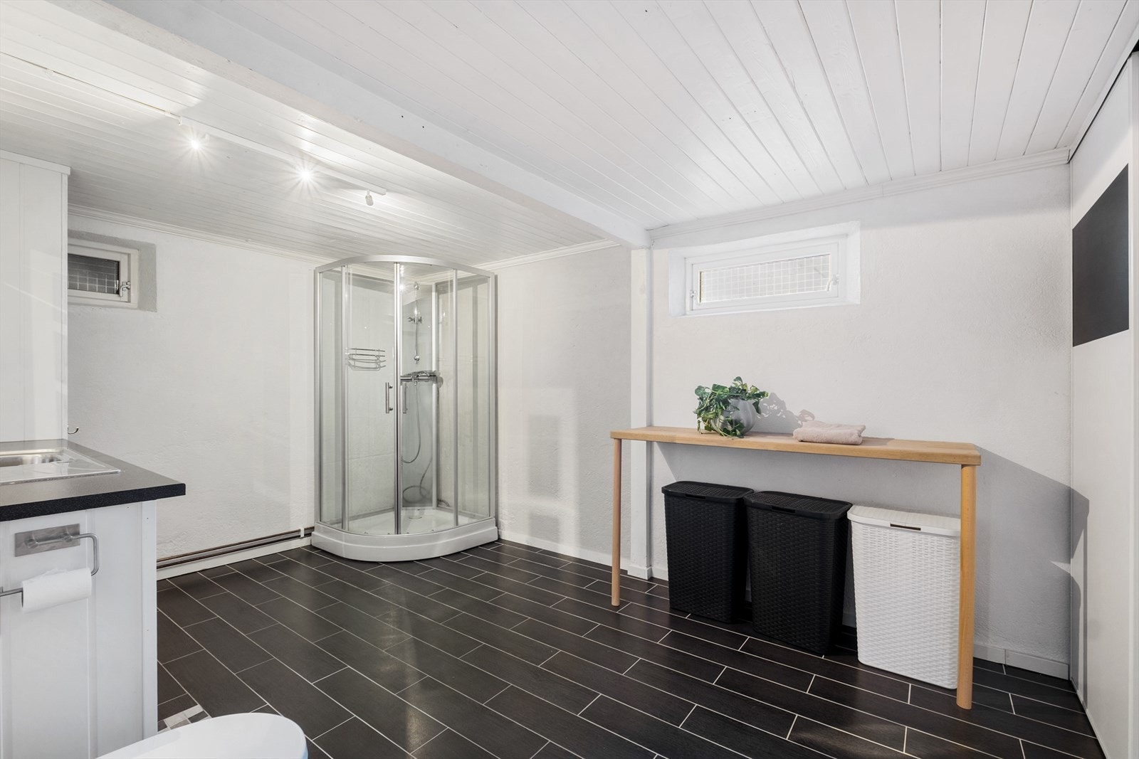 Rom i kjelleren. Galleribilde