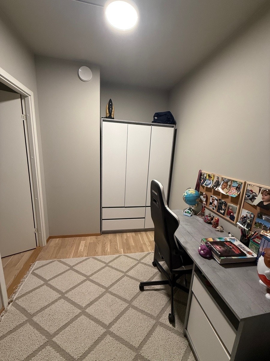 Soverom 2 møblert Galleribilde