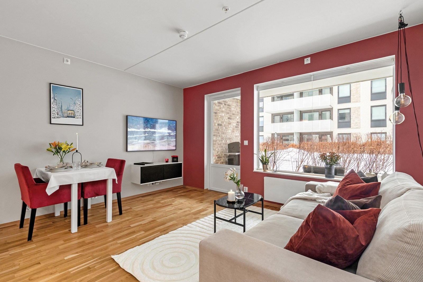 Lekker, moderne og og gjennomgående 2-roms selveier, med god standard i bygg fra 2019! Foto: Hanne Bruland Galleribilde