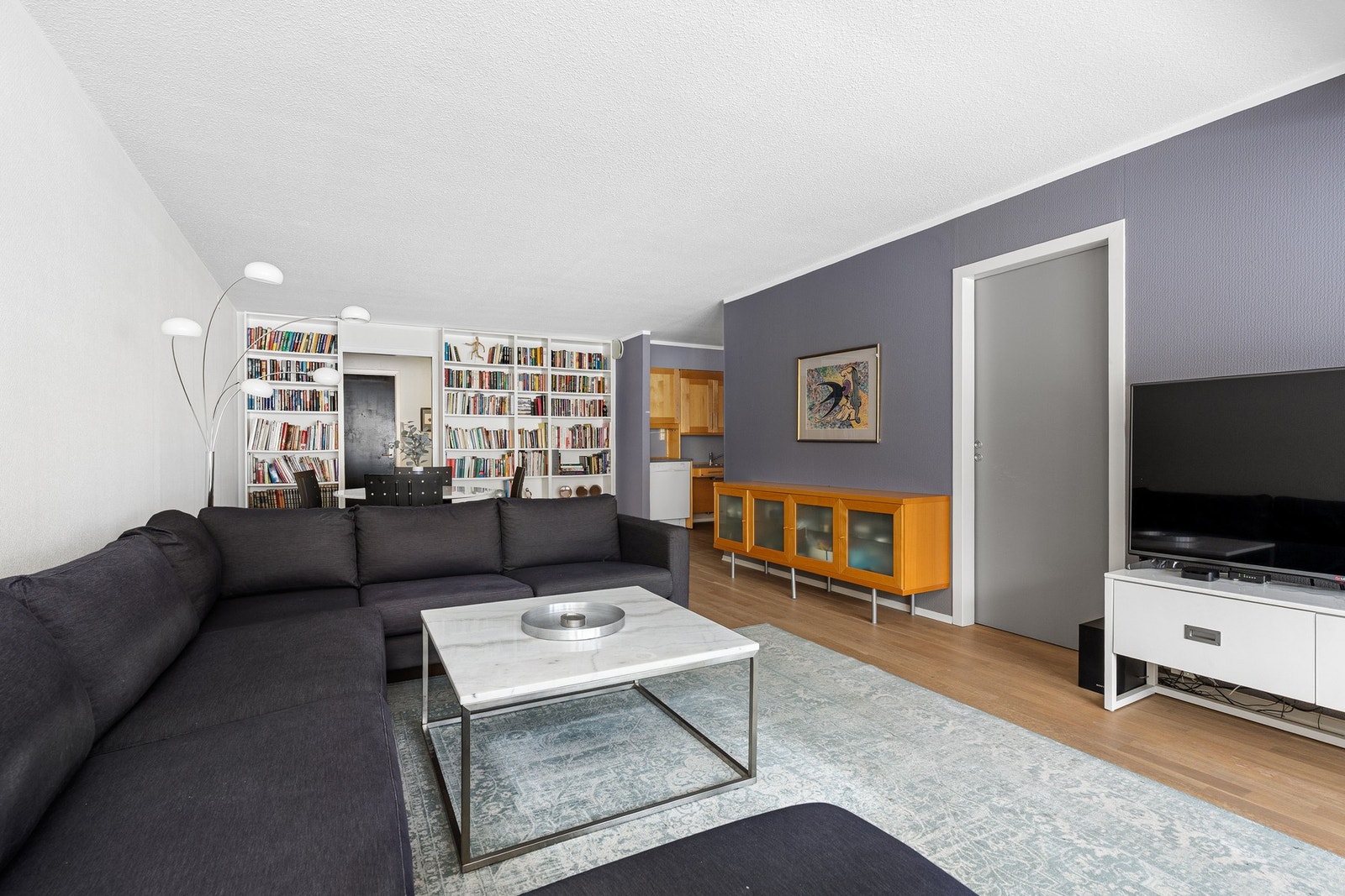 Romslig stue Galleribilde