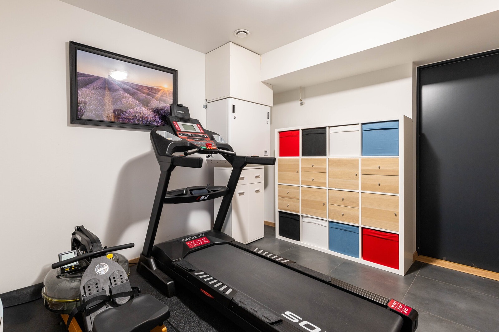 Flott rom med gode muligheter for treningsrom eller annet Galleribilde