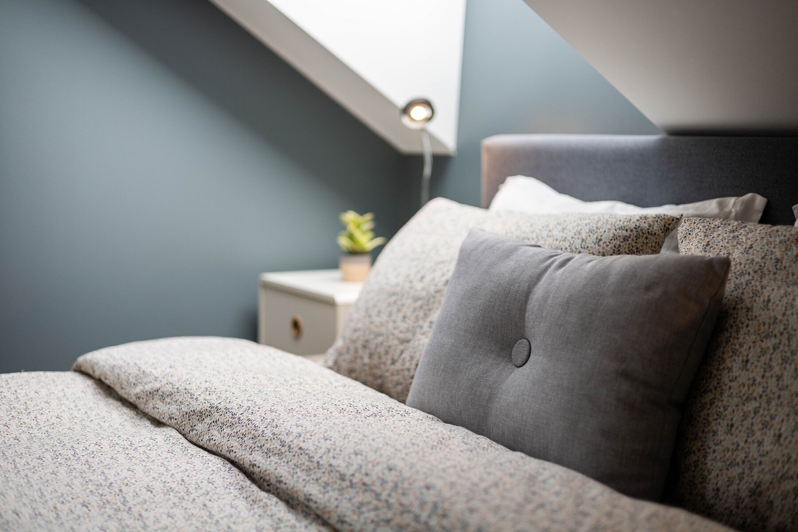 God plass til dobbeltseng og andre lagringsmuligheter Galleribilde